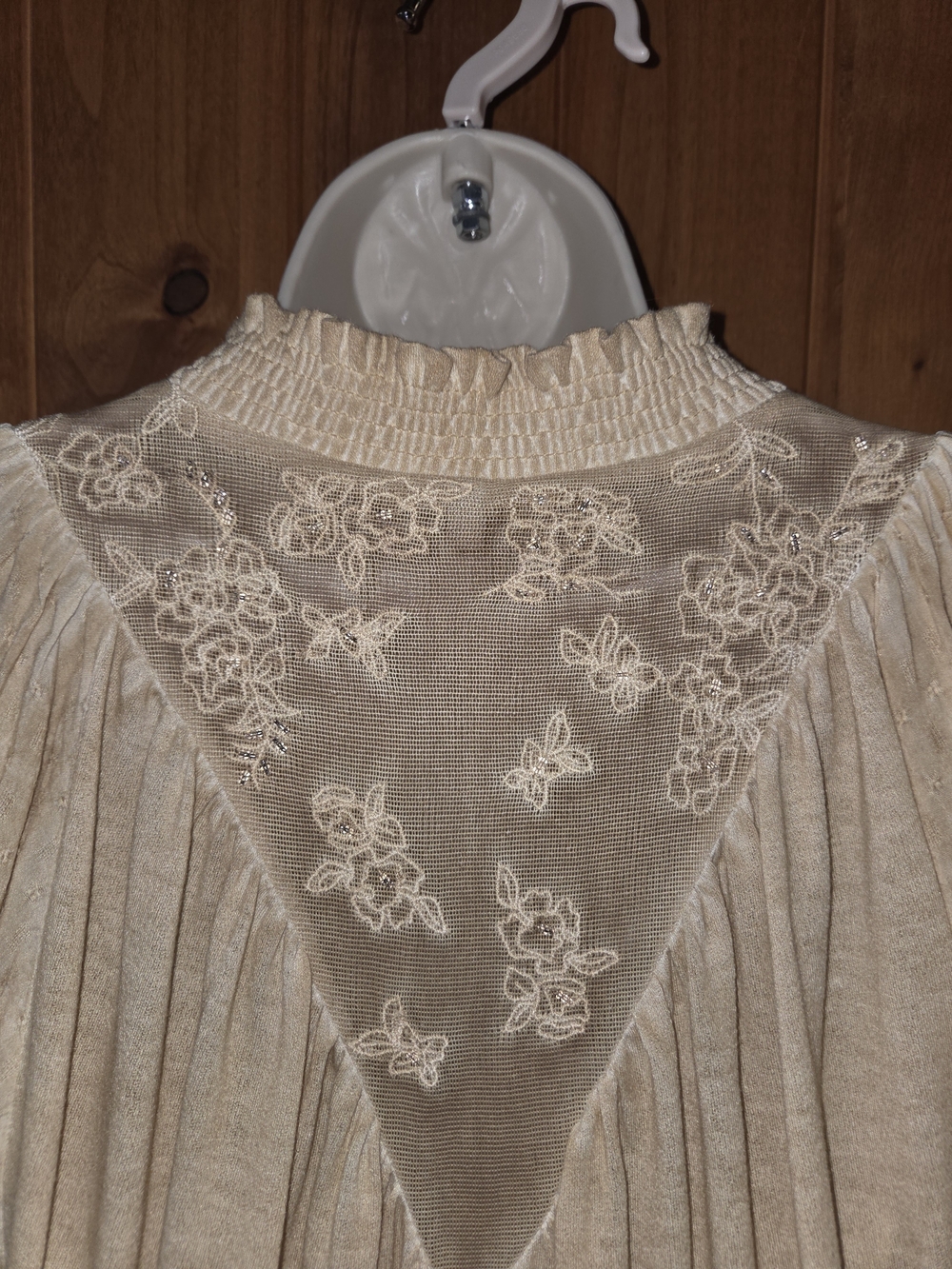 gimmicks‎ by BKE Cream Ruffled Boho Peasant Blouse - Picture 9 of 13